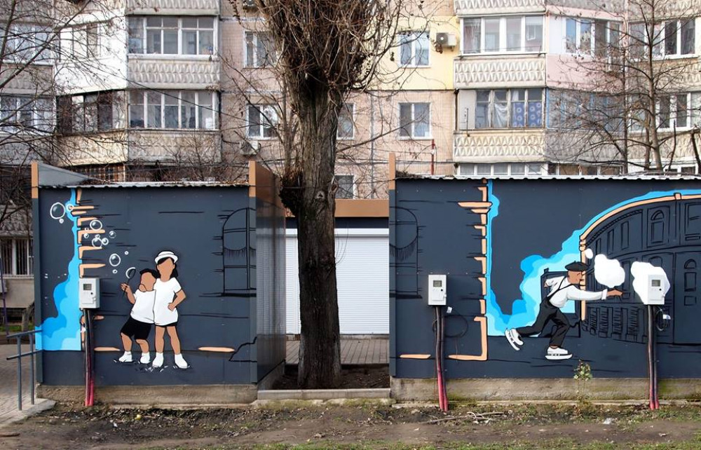 Красивая Одесса: километровый торговый ряд на Поскоте украсили художники фото 2