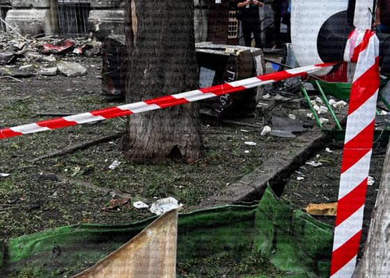 Враг атаковал Одессу: есть прилет в центре, три человека пострадали (фото)