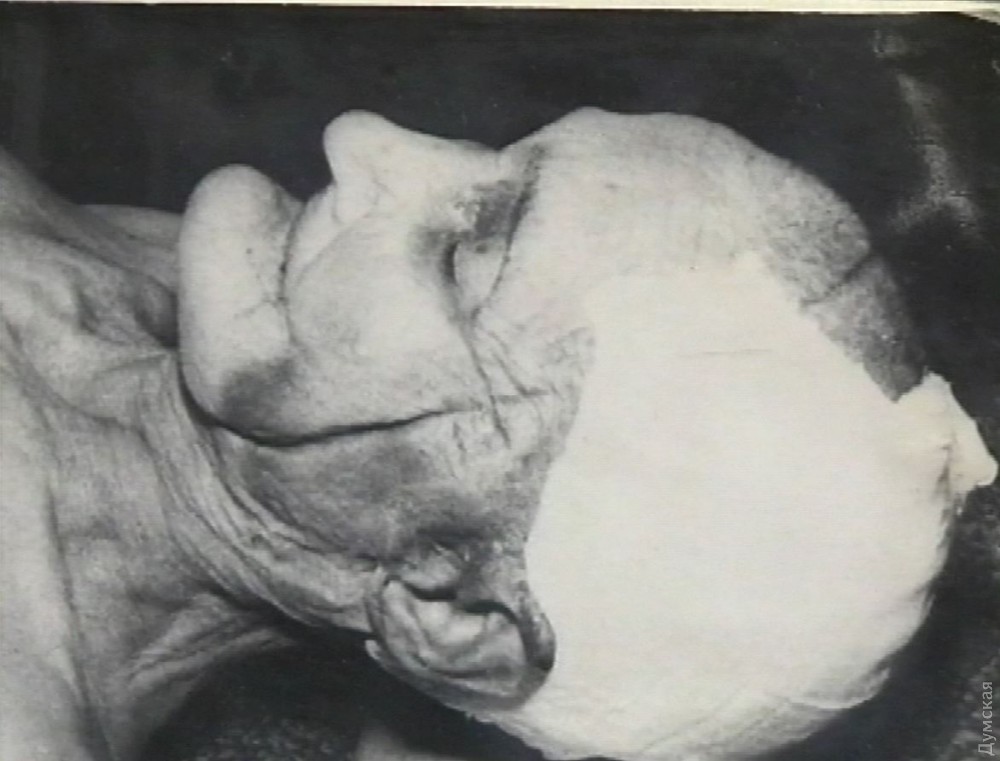 ��������