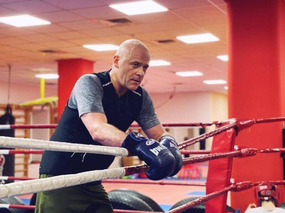 ��������