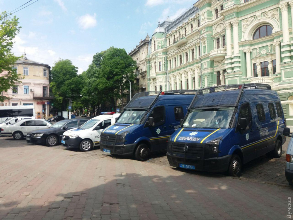 � ������ �������� ������� ������� ����� ����������� �������