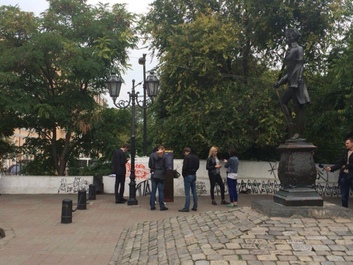 ����� � ���� - �������� � ���� ���������  