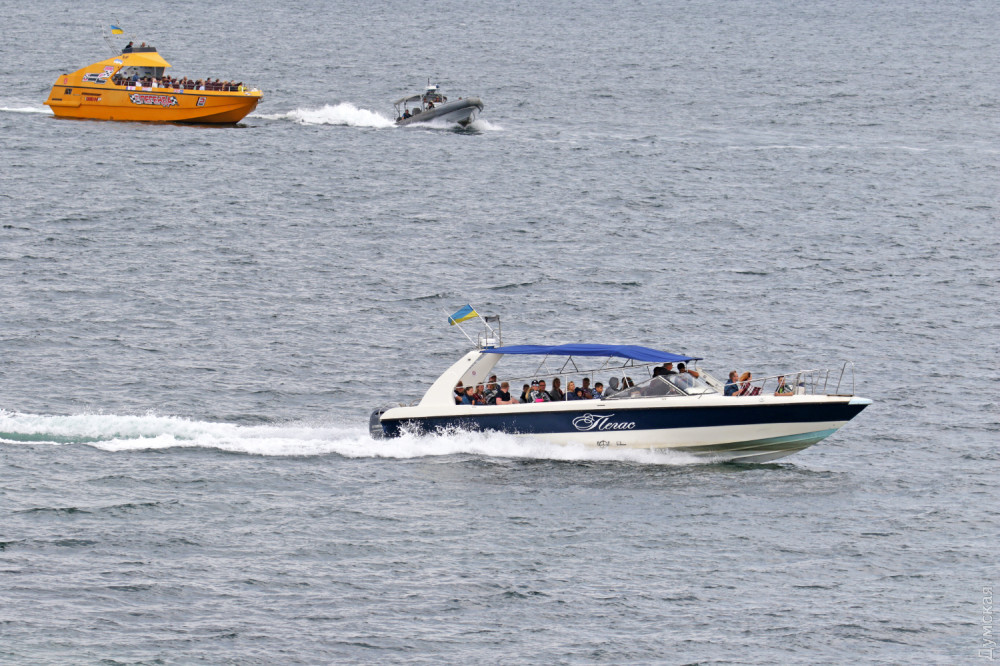 "�������" ����������� ���� ������������ ������ "������� 2", � "�����" ���-���� �����������, ���� �� ������ ��������� ��������