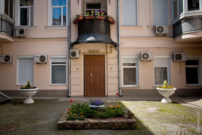 �����-�� ����� ��� ������� ���, ������ - ����� � ���������. �������������