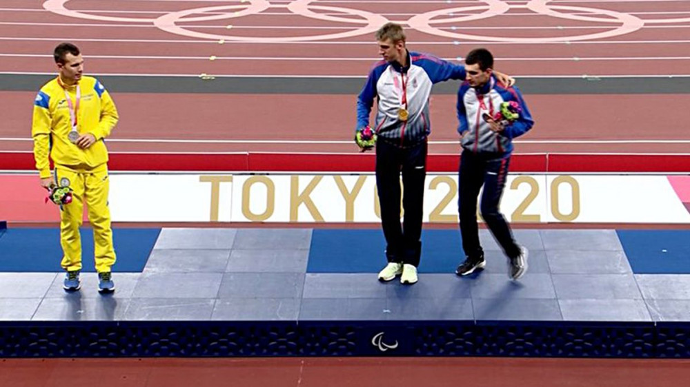 ���� Ua:������