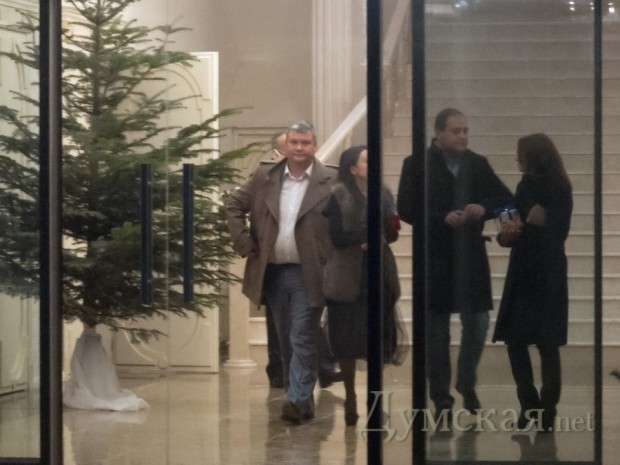 ����� - ����� �����, ������ - ��������� �����������