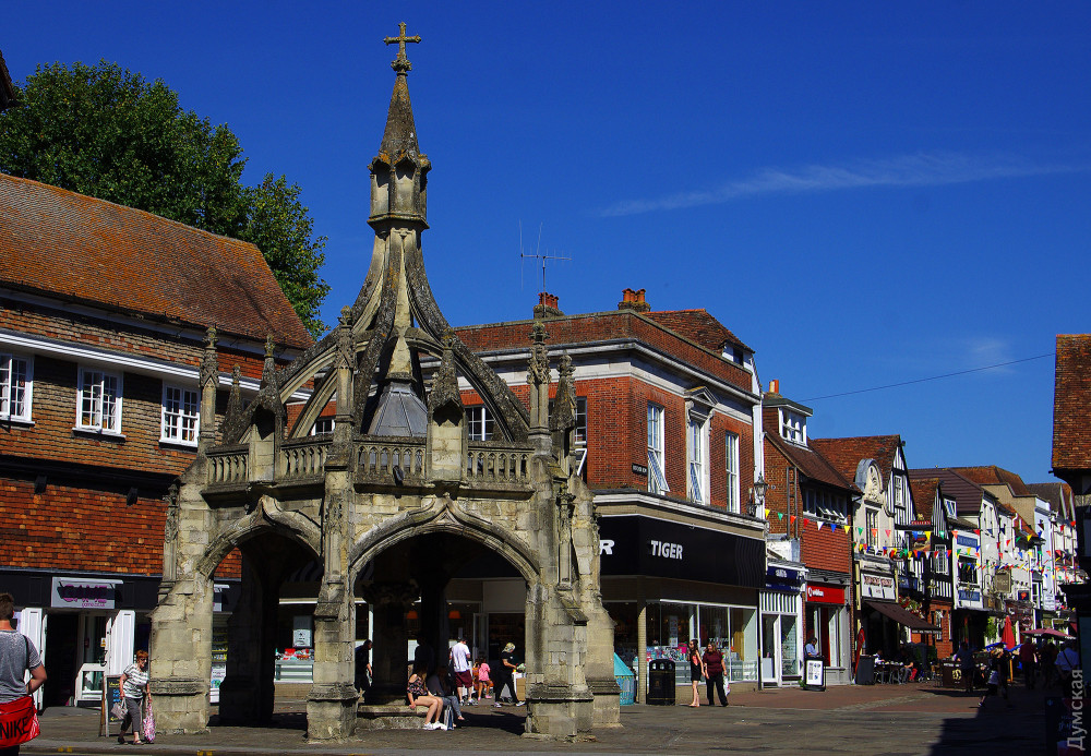 �������� ������� � �����. Poultry Cross, �������� �����. ��� ��������� ��������, ���������� ����� �������� � XIV ����