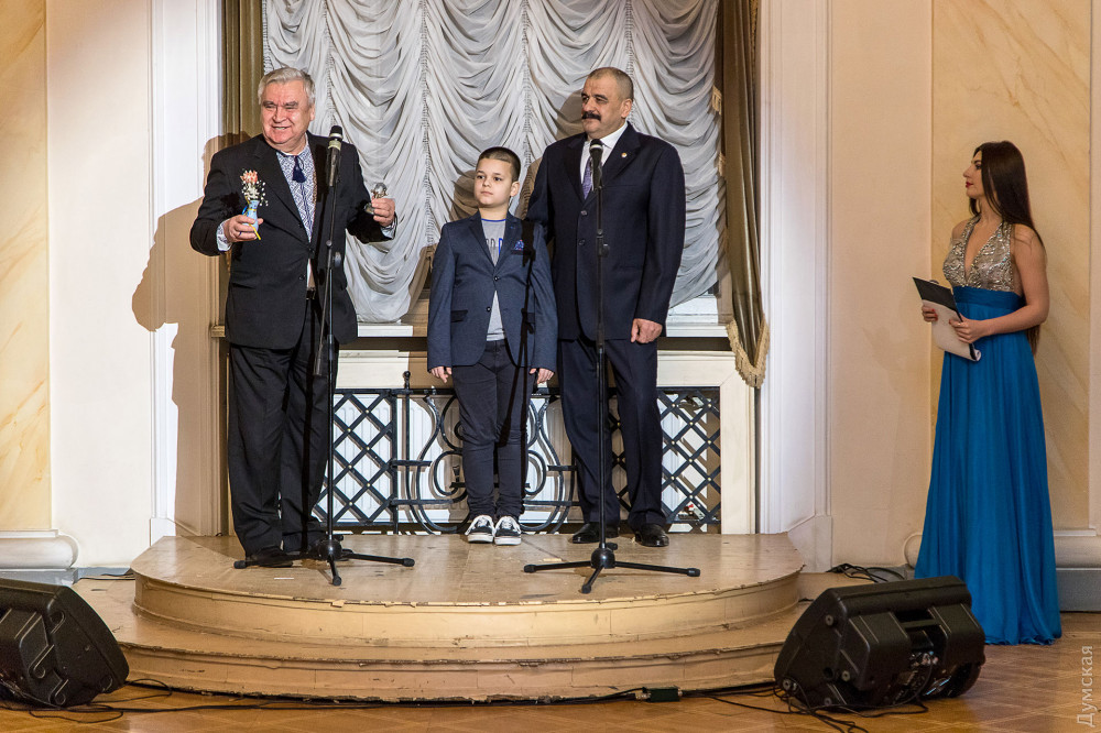 �������-������� ���� ���������� � ���� ���������� � �����