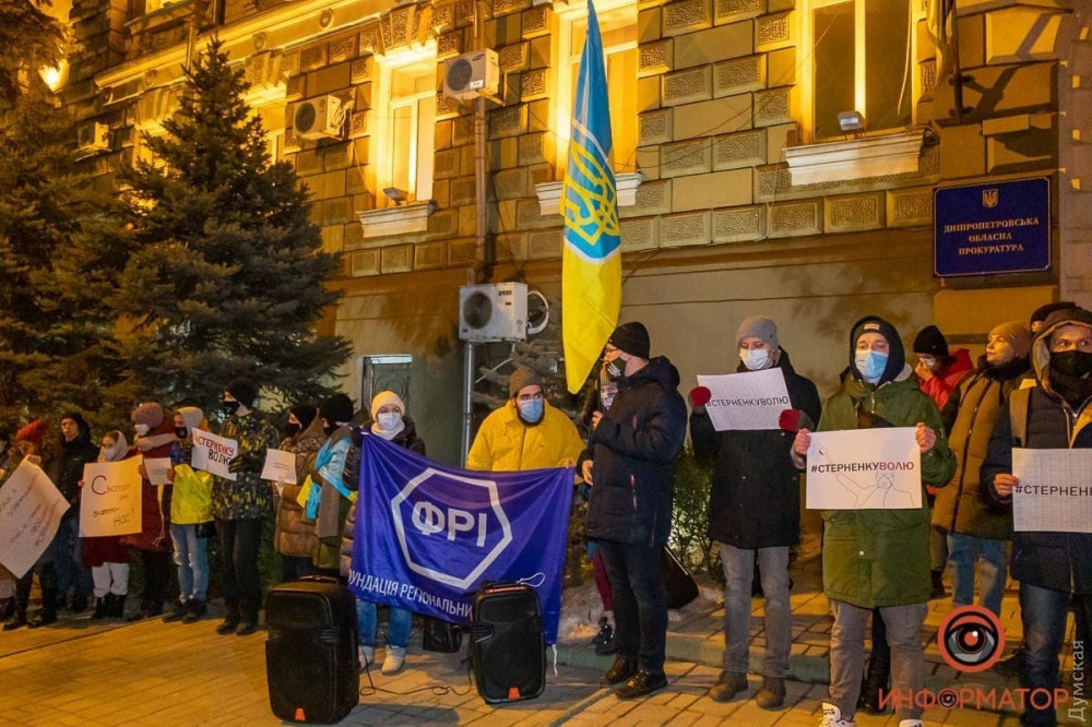 ����� � ������ / ����: "����������"