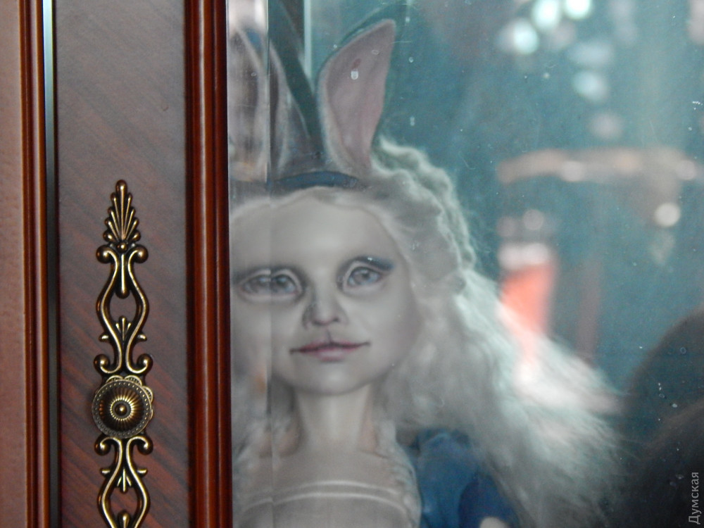 �������!