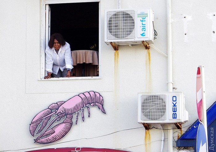 �������