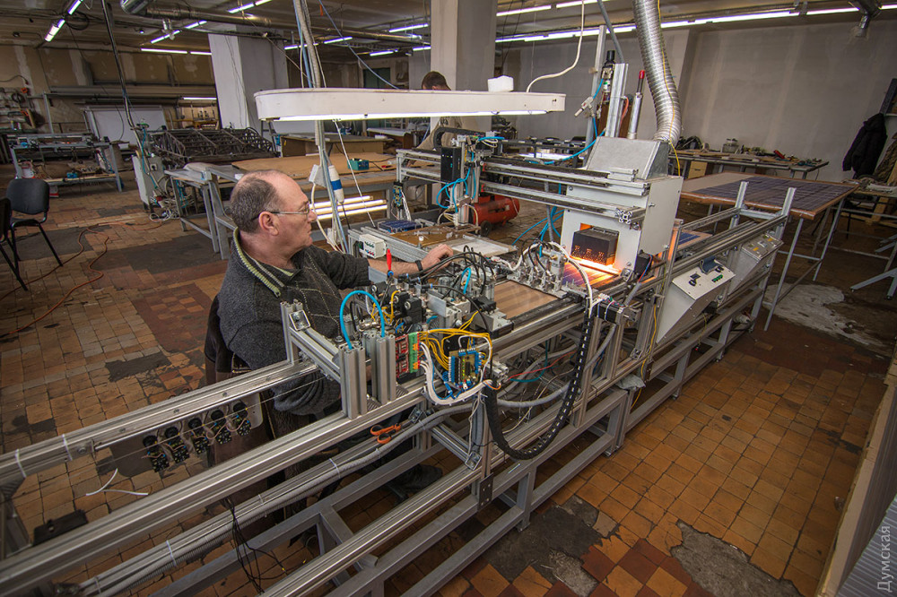 ������ ����� ����������� � ��������� ������������ ��������