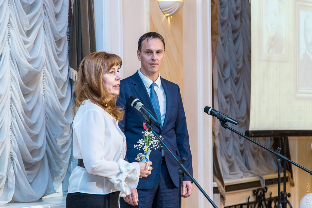 ������� ������� � ���������� ����������� "����" ������ ������� 