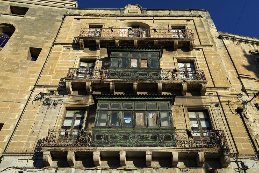 ���������� ����� ������� �� ��� �� ���� �������, �� ������� �� ������� ����, ��� ����������� - ������ ��������������� ���������