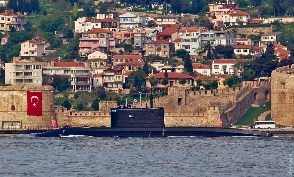 ���� @YorukIsik 