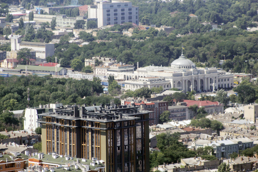 �� "������ tower" � �/� ������