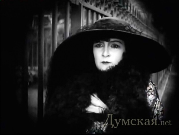 Наталья Лысенко в фильме "Пылающий костер"