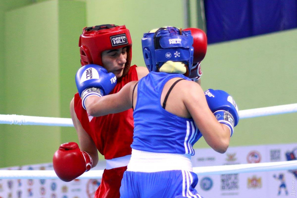 ������� ������� (� ����� �����) ������ �������� ����� �����