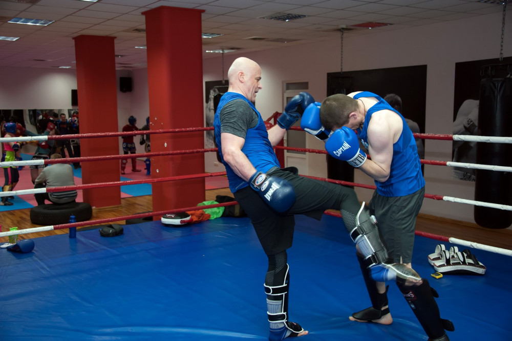 ����������