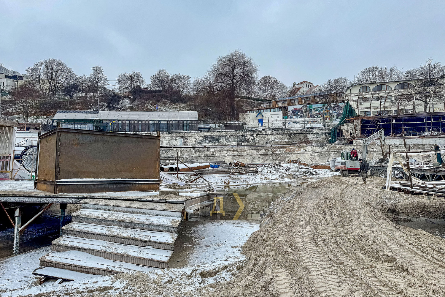 Реконструкция коллектора в Аркадии