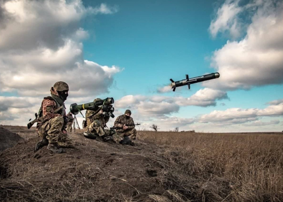 Украина получила еще одну партию Javelinов от Эстонии и 2700 гранатометов от Дании (фото)