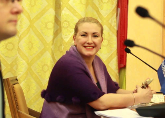 Присвоила миллионы на несуществующих наркоманах: депутату от «Доверяй делам» объявили новое подозрение