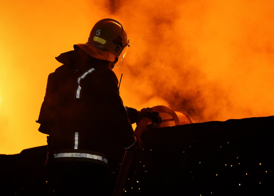 Ночная атака на Одесскую область: на энергообъектах вспыхнули пожары, повреждены дома и админздание