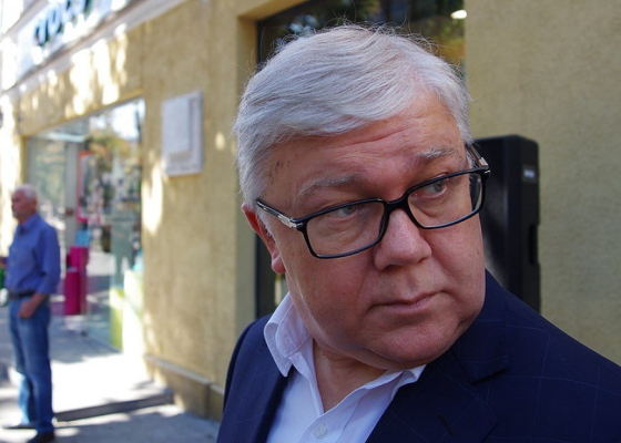 Новая метла и жест лояльности: «временный» мэр Одессы начал избавляться от людей Труханова