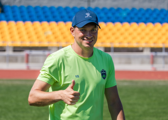 Горько плачут, когда проигрывают: тренер одесских футболисток о женских эмоциях и мужских амбициях