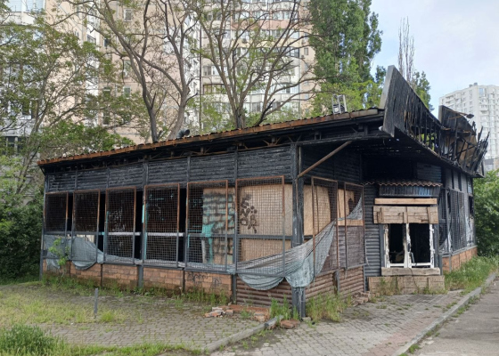 Не поделили черный нал: в Одессе сожгли кальянную топ-чиновника мэрии Ахмерова