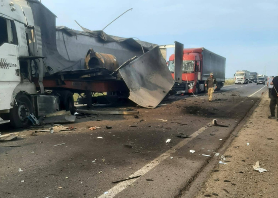 Враг ударил по автодороге в Одесской области: пять человек пострадали, один — в крайне тяжелом состоянии
